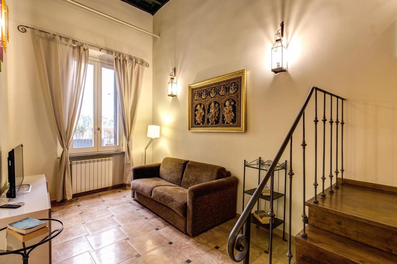 Cappellari Apartments - Campo De' Fiori Rome Exterior photo